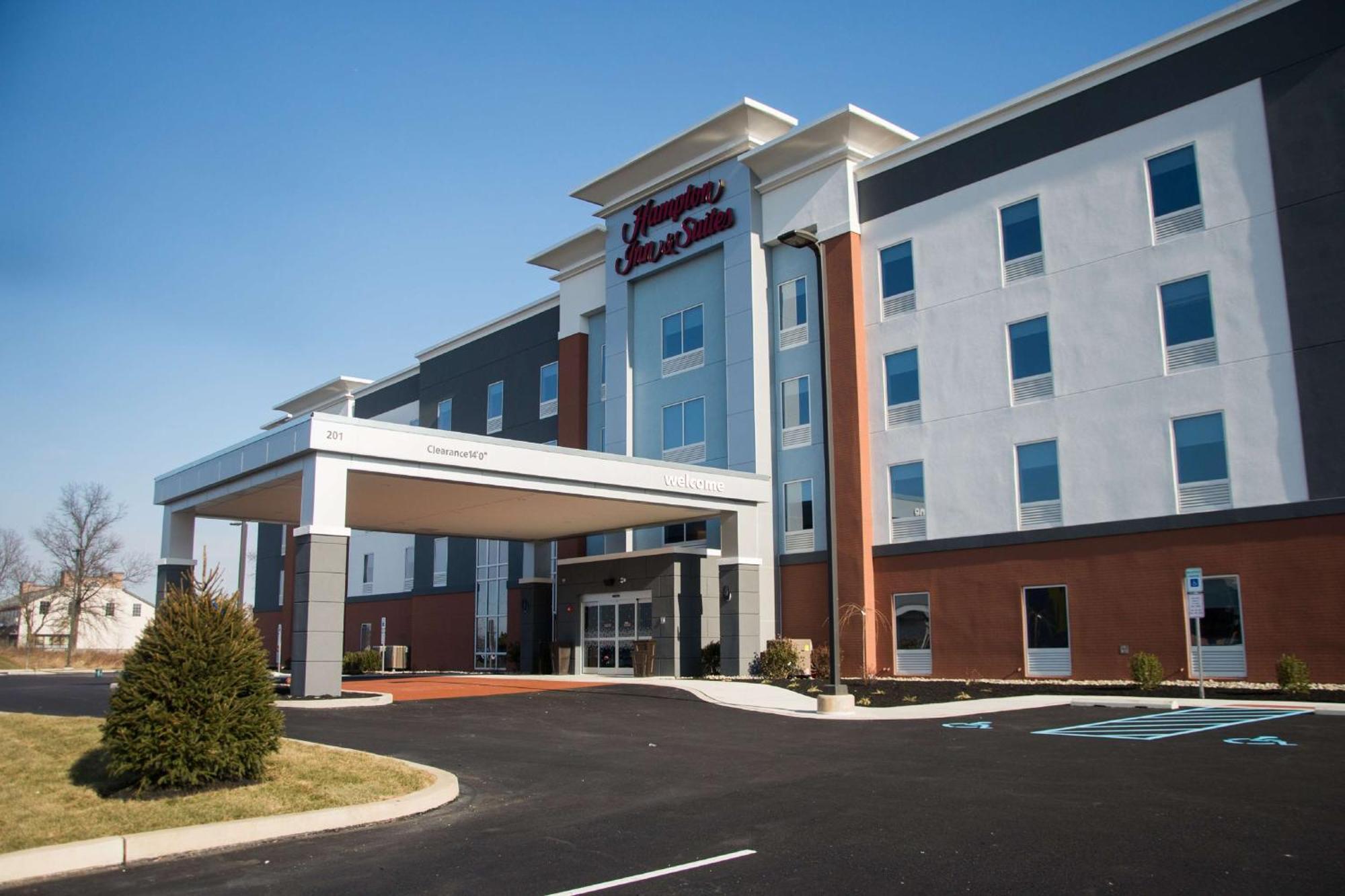 Hampton Inn & Suites Warrington Horsham Exterior photo